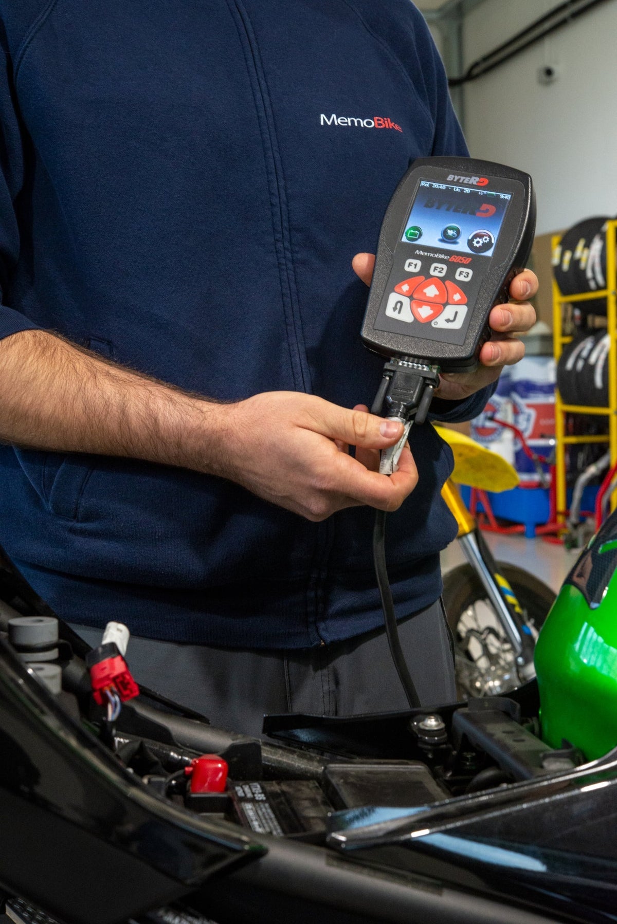 Outil De Diagnostic Moto MEMOSCAN MEMOBIKE - Modèle 6050 - Utilisé Seulement Deux Fois