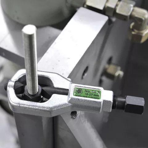 Kukko 54-2 Double Edge Mechanical Nut Splitter (Nut Size 10-27 mm)